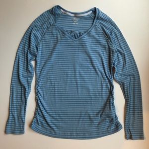 Exofficio v-neck blue striped long sleeve top